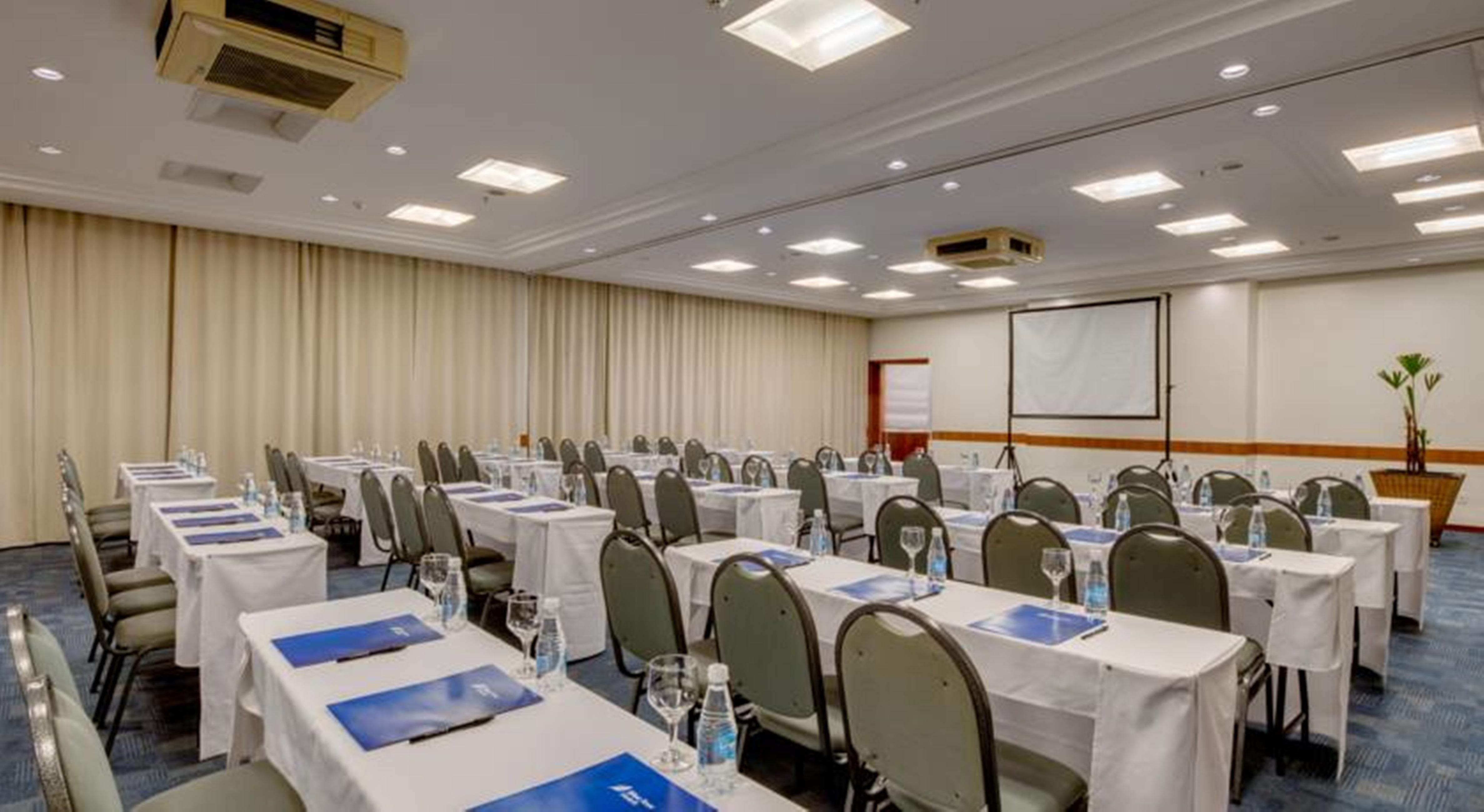 Blue Tree Premium Hotel